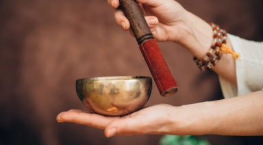 Heilen mit Klang, Frequenz und Vibration