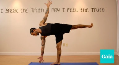 Postura de yoga: Ardha chandrasana
