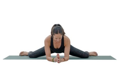 Mandukasana: Frog Pose