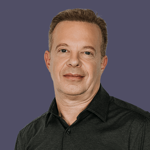 Joe Dispenza Headshot Rt May 29 2023 500x500 Purple Transparent Optim