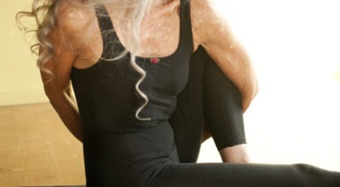 Postura de yoga: Marichyasana I