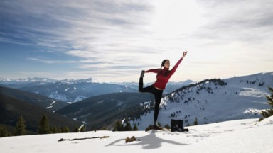 Aumenta tus defensas con yoga