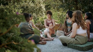Women's Circles: A Complete Guide to Getting Started