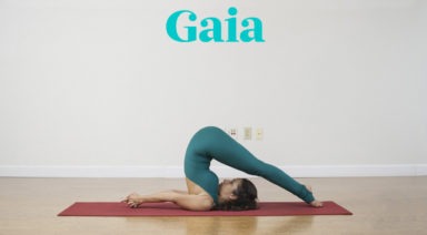 Posturas de yoga: Halasana o arado