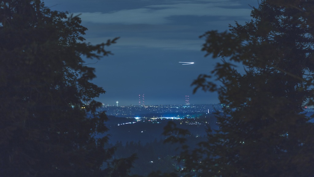 3 Commercial Airlines Report UFO Sighting Over Ireland Airport