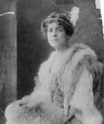 pearl curran