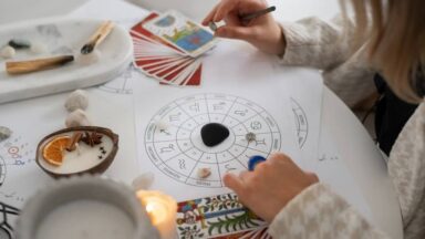 Qué es el retorno de Saturno y cómo atravesarlo conscientemente