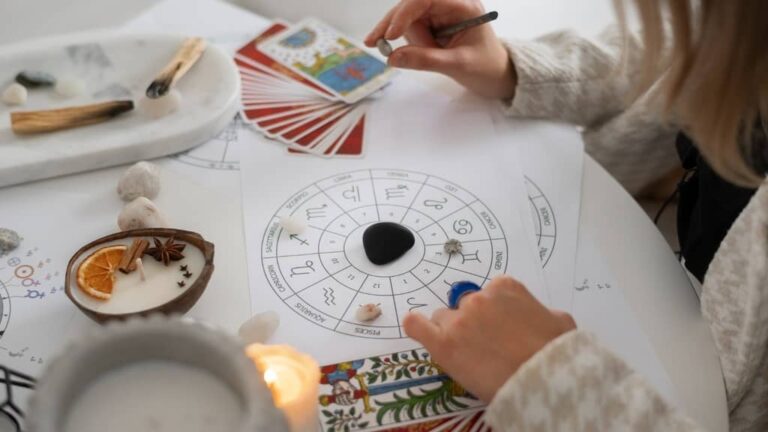 Qué es el retorno de Saturno y cómo atravesarlo conscientemente